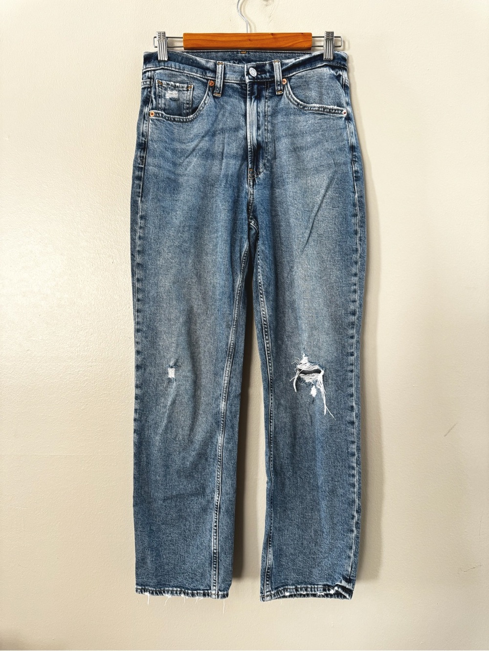 GAP 90’s Loose High Rise Distressed Straight Leg Jeans Women’s 26/2